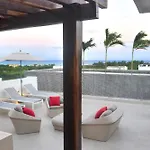 Soul Downtown 5 Minutes Away From The Beach